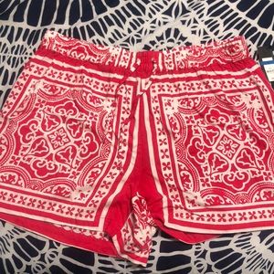 Crown & Ivy Flowy Printed Shorts